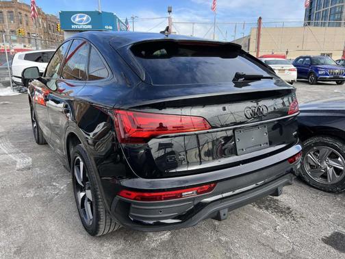 2022 Audi Q5 45 S line Premium Plus