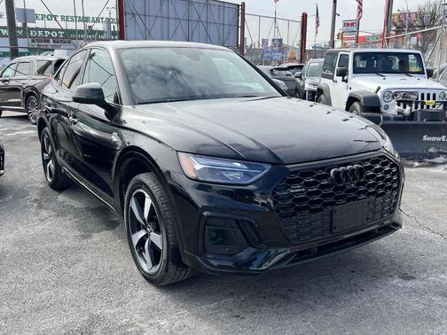 2022 Audi Q5 45 S line Premium Plus