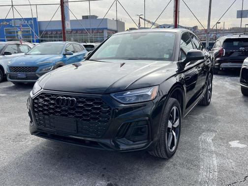 2022 Audi Q5 45 S line Premium Plus