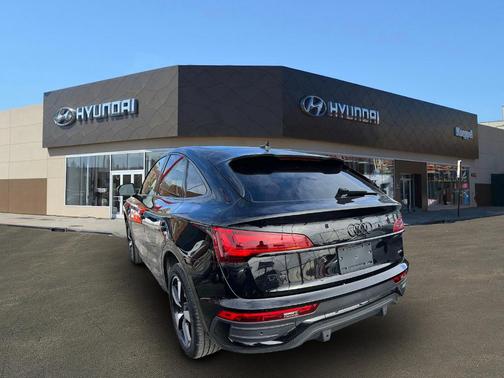 2022 Audi Q5 45 S line Premium Plus