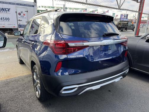 2023 Kia Seltos S