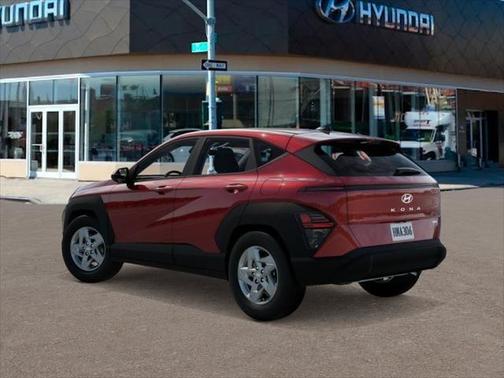 2025 Hyundai KONA SE