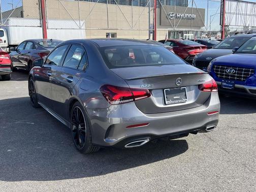 2022 Mercedes-Benz A-Class A 220 4MATIC