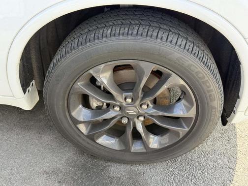 White Knuckle Clearcoat 2023 Dodge Durango GT