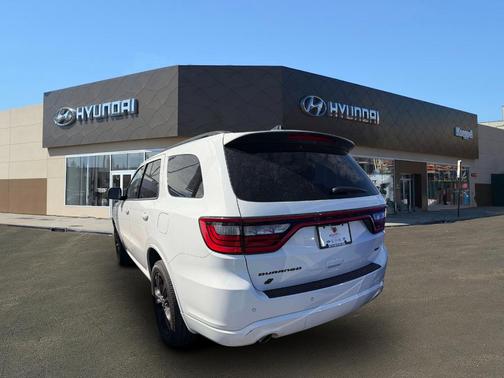White Knuckle Clearcoat 2023 Dodge Durango GT