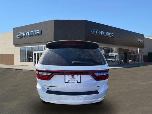 White Knuckle Clearcoat 2023 Dodge Durango GT