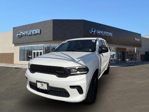 White Knuckle Clearcoat 2023 Dodge Durango GT