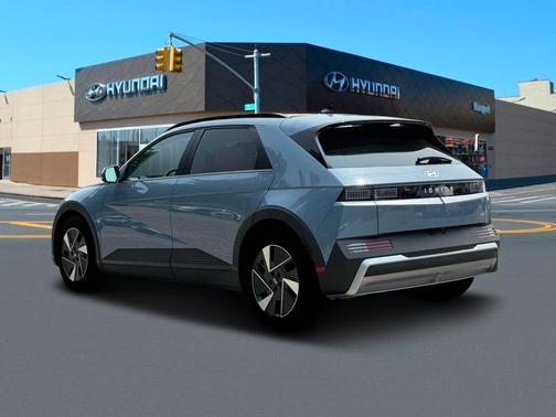 2025 Hyundai IONIQ 5 SEL
