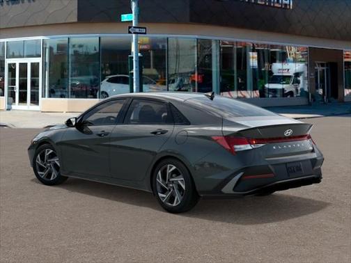 2025 Hyundai ELANTRA HEV SEL Sport