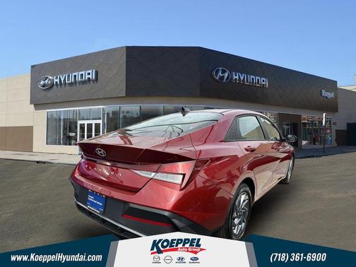 2024 Hyundai ELANTRA SEL