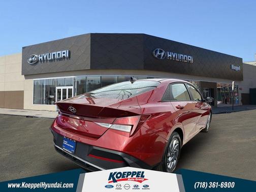 2024 Hyundai ELANTRA SEL