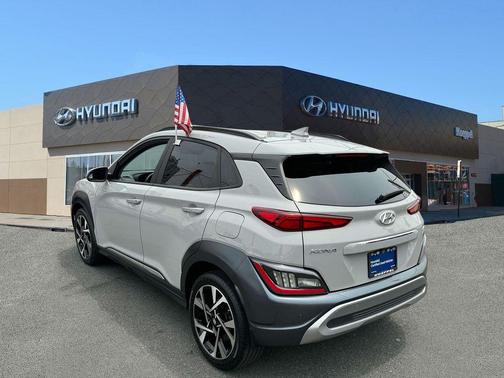 2022 Hyundai KONA Limited