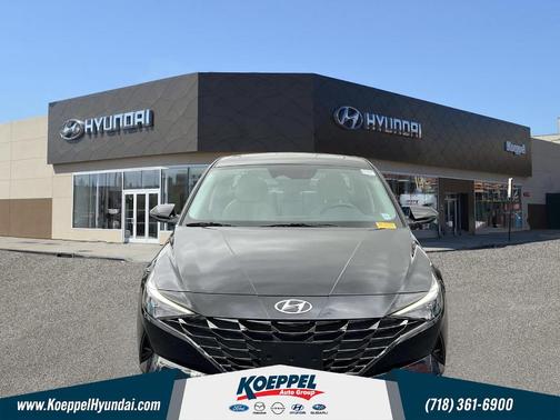 2022 Hyundai ELANTRA Limited