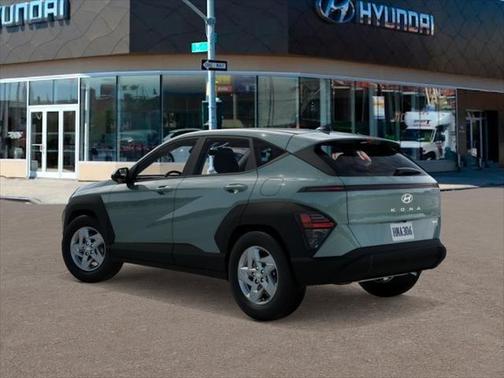 2025 Hyundai KONA SE