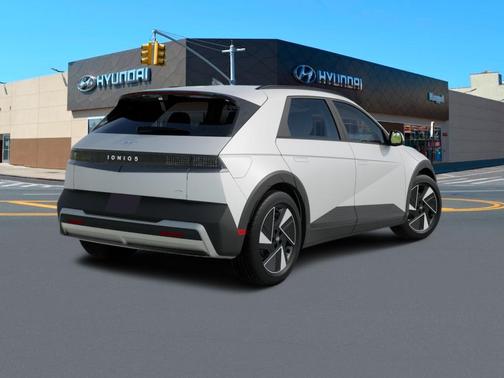 2025 Hyundai IONIQ 5 SEL