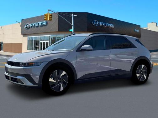 2025 Hyundai IONIQ 5 SEL