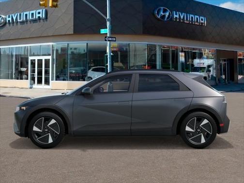 2025 Hyundai IONIQ 5 SEL
