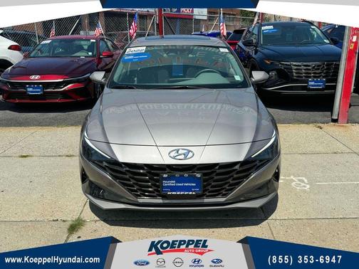 2022 Hyundai ELANTRA SEL