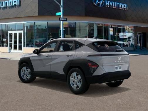 2025 Hyundai KONA SE