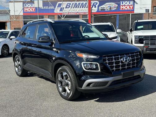 2021 Hyundai VENUE SEL