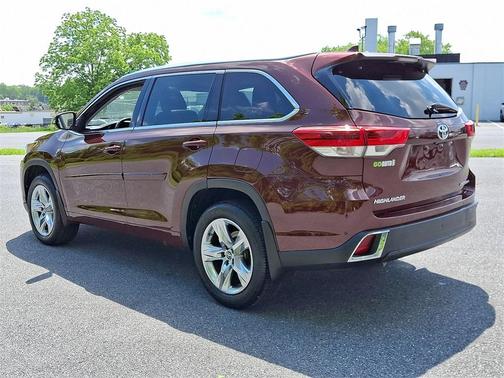 2017 Toyota Highlander Limited