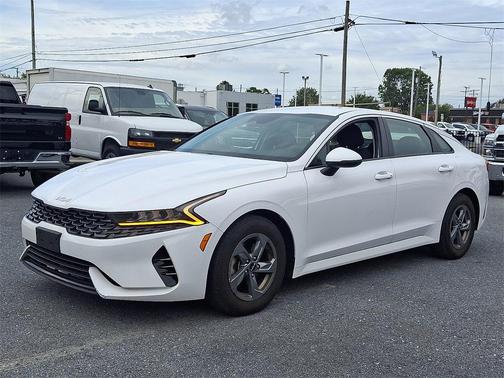 2023 Kia K5 LXS