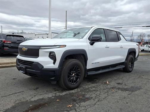 2024 Chevrolet Silverado EV WT
