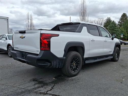 2024 Chevrolet Silverado EV WT