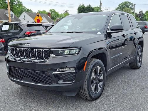 2023 Jeep Grand Cherokee 4xe Base