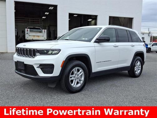 2023 Jeep Grand Cherokee Laredo