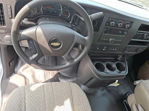 2025 Chevrolet Express 3500 Work Van