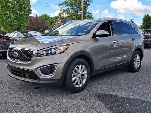 2017 Kia Sorento LX