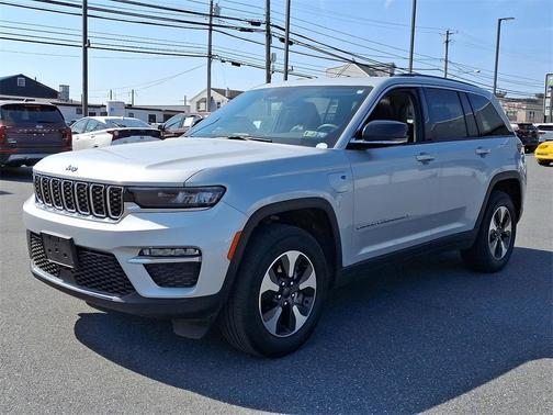 2023 Jeep Grand Cherokee 4xe Base