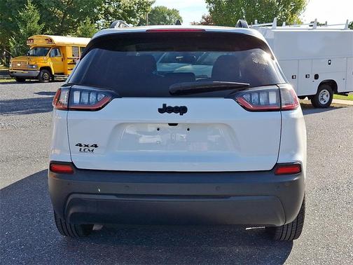 2023 Jeep Cherokee Altitude Lux