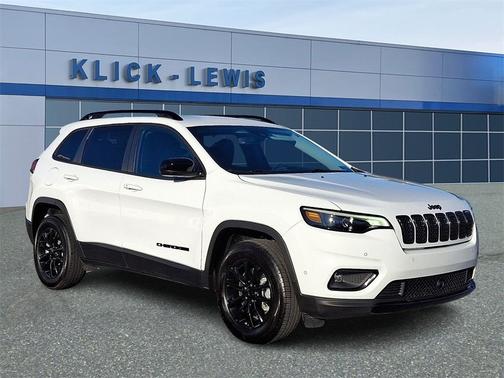 2023 Jeep Cherokee Altitude Lux