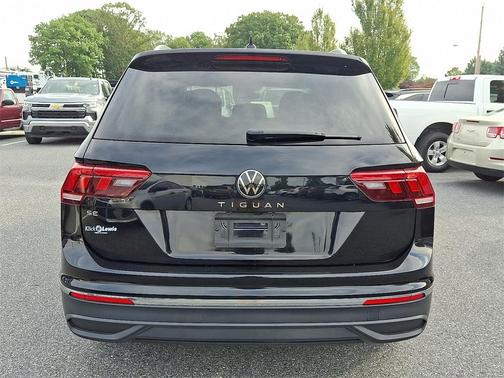 2024 Volkswagen Tiguan 2.0T SE
