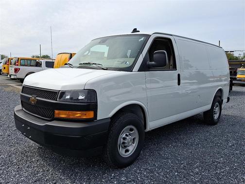 2025 Chevrolet Express 3500 Work Van