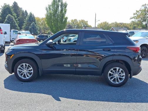 2025 Chevrolet Trailblazer LS