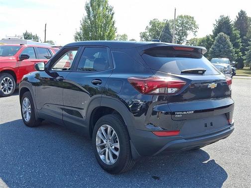 2025 Chevrolet Trailblazer LS