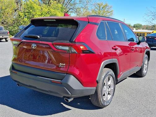 2025 Toyota RAV4 Hybrid XLE