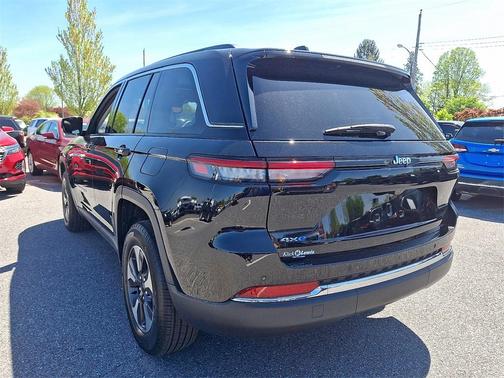 2024 Jeep Grand Cherokee 4xe Base
