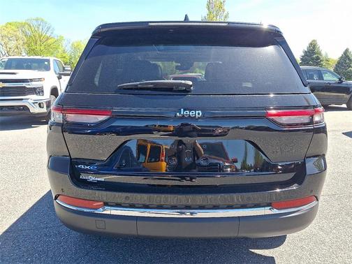2024 Jeep Grand Cherokee 4xe Base