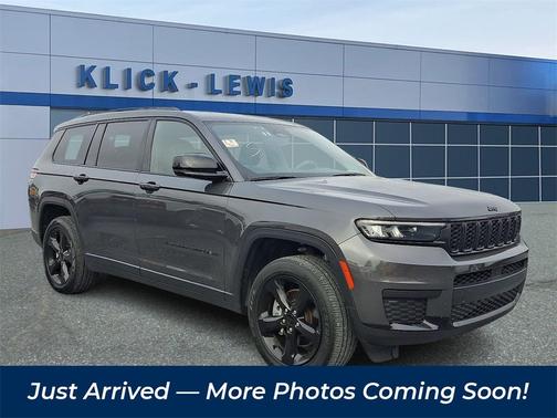 2023 Jeep Grand Cherokee L Laredo