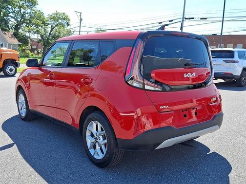 2023 Kia Soul LX