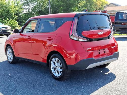 2023 Kia Soul LX