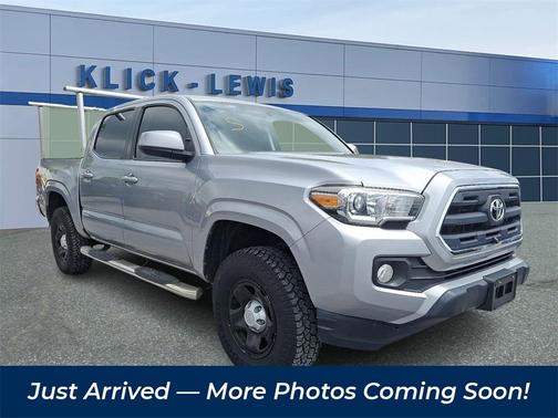 2016 Toyota Tacoma SR5
