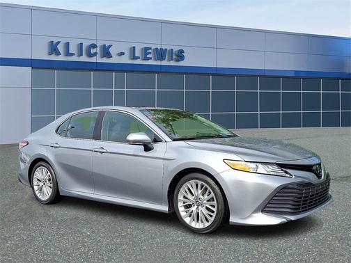 2019 Toyota Camry XLE