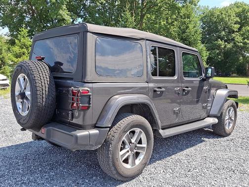 2022 Jeep Wrangler Unlimited Sahara