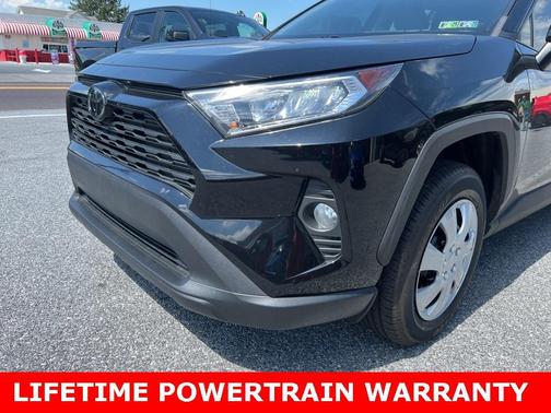 2020 Toyota RAV4 XLE
