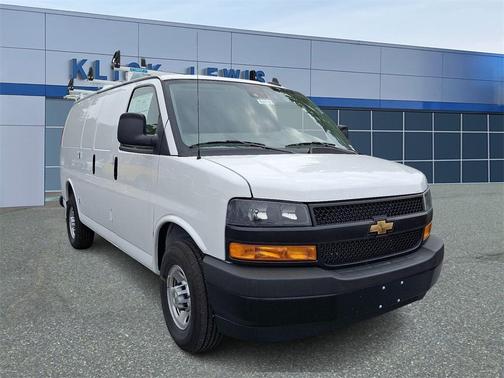 2025 Chevrolet Express 3500 Work Van